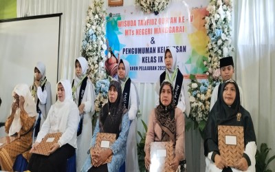 Mencetak Generasi Rabbani dengan Membumikan Al-Qur’an, MTsN Manggarai Gelar Wisuda Tahfidz Angkatan Ke-5 dan Pengumuman Kelulusan Kelas IX TP. 2025/2026