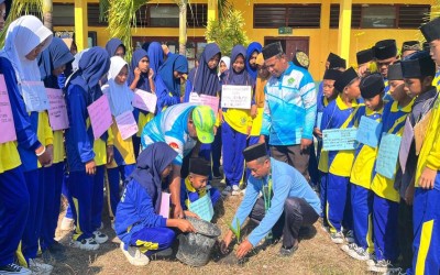 Langkah Hijau MATAMUDA MTsN Manggarai Mewujudkan Ekoteologi dalam Aksi Nyata